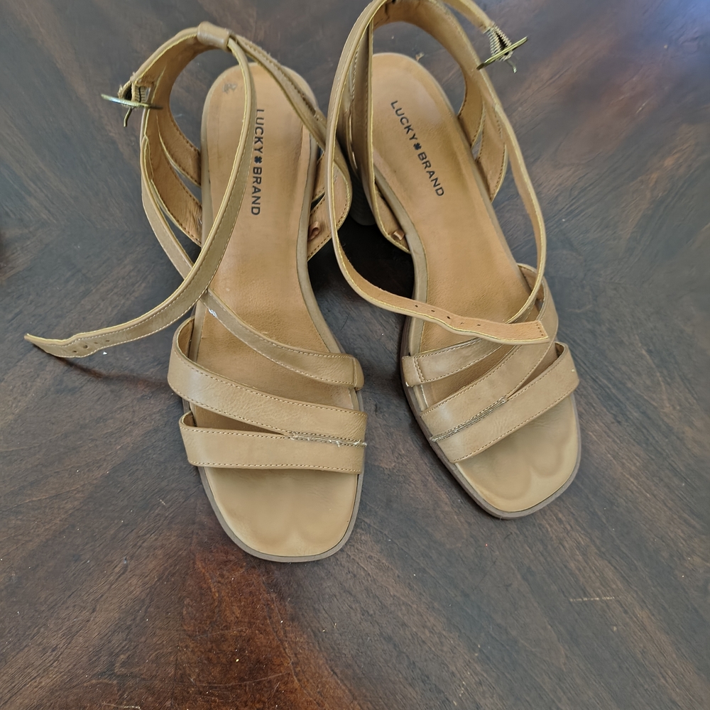 Lucky Brand Women's Tan Leather Strappy Sandals - Picture 4 of 4